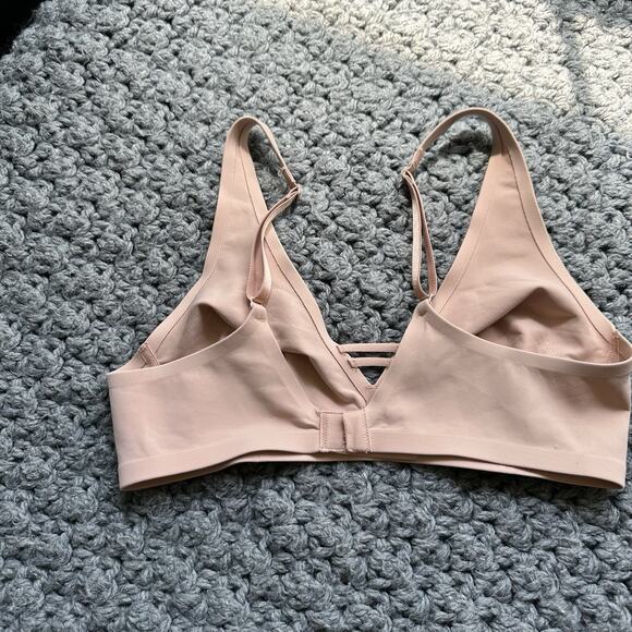 Soma Essentials Wireless Nude Bra Triangle 34B - Picture 7 of 7